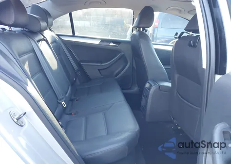 2011 Volkswagen Jetta 2.5L Sel from USA, damaged, VIN 3VWLZ7AJ1BM392342